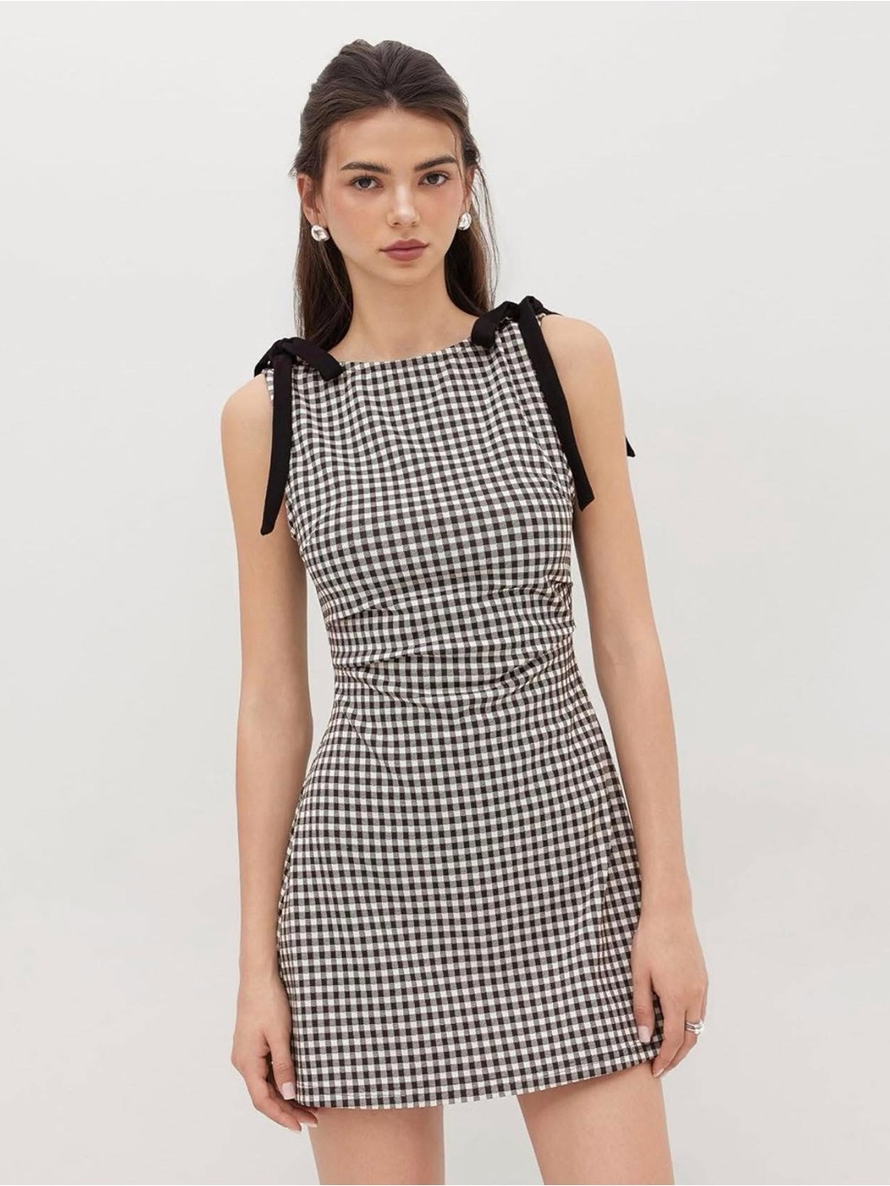 Cider ROUND NECKLINE GINGHAM
BOWKNOT RUCHED MINI DRESS xs nwt